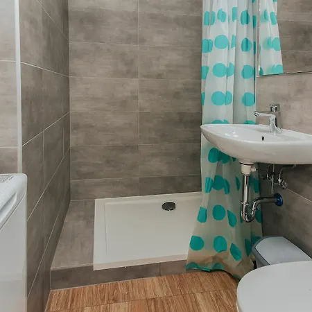 Apartment Shortstaypoland Grzybowska *