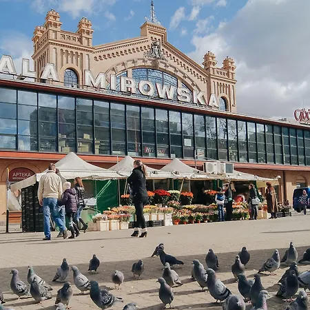 Shortstaypoland Grzybowska * Varsó