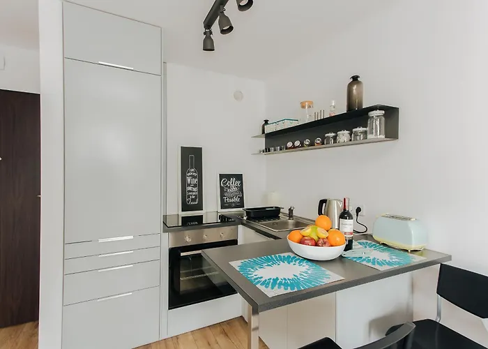 Shortstaypoland Grzybowska * Varsó